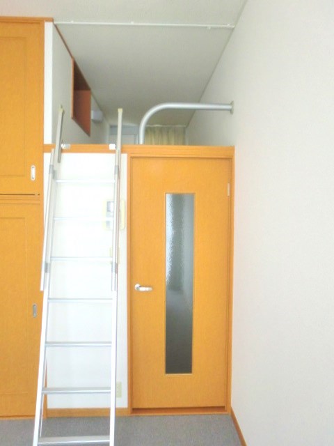 堤方 ロフト付きのお部屋です