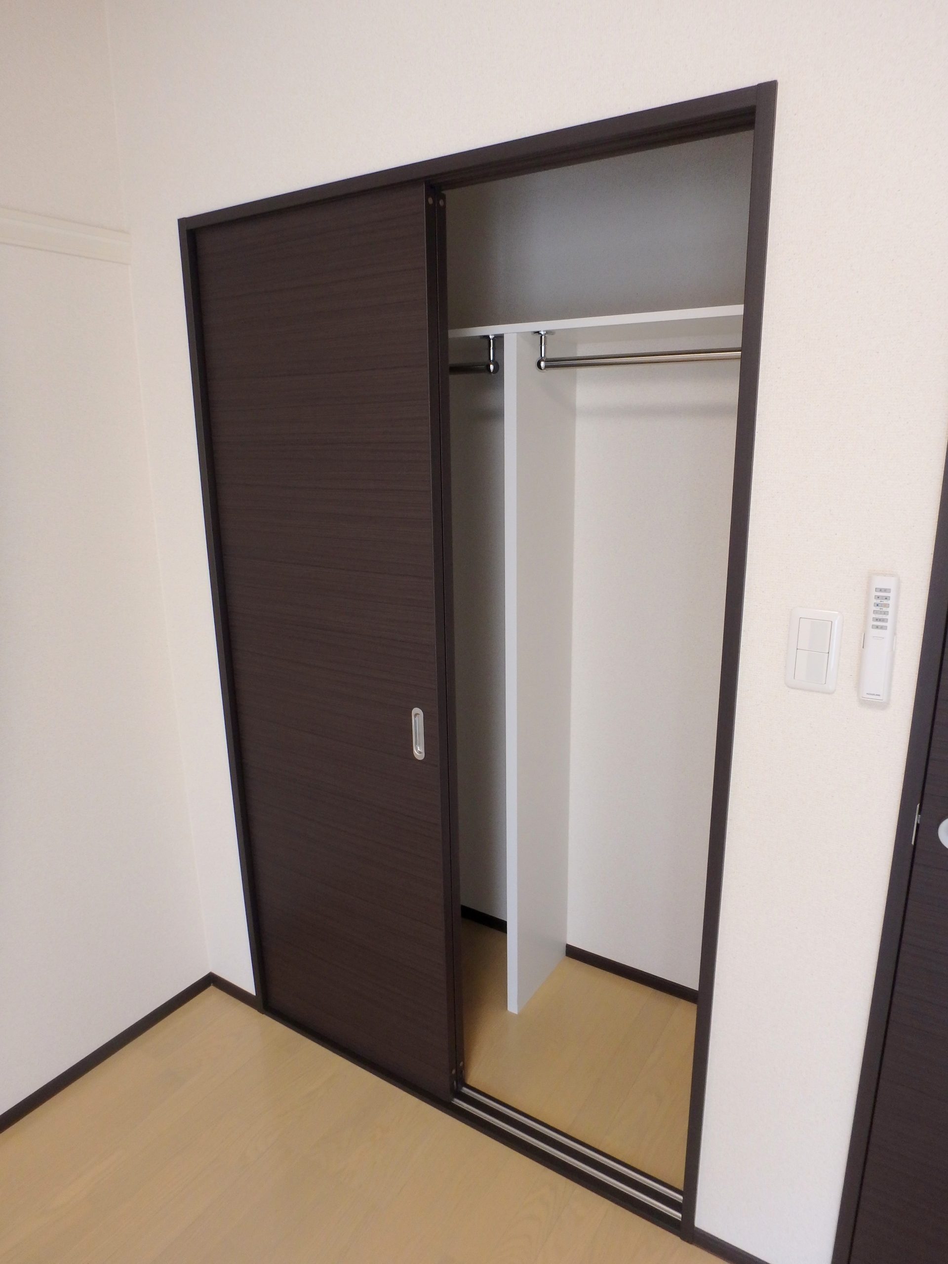 南品川ハイツⅢ【告知事項部屋あり　204】 クローゼット