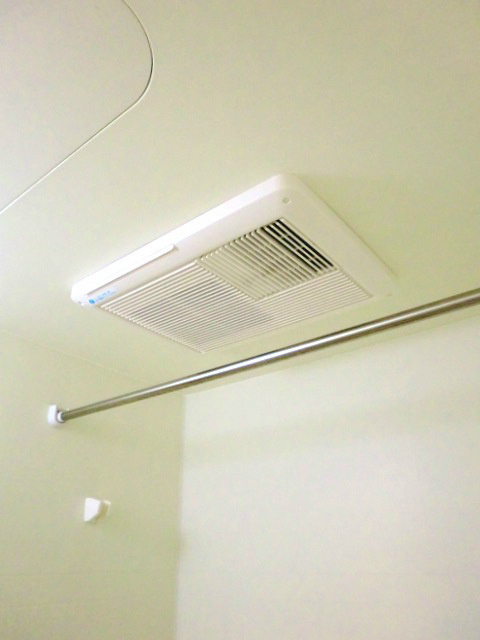 アルメリア 浴室換気乾燥機付き