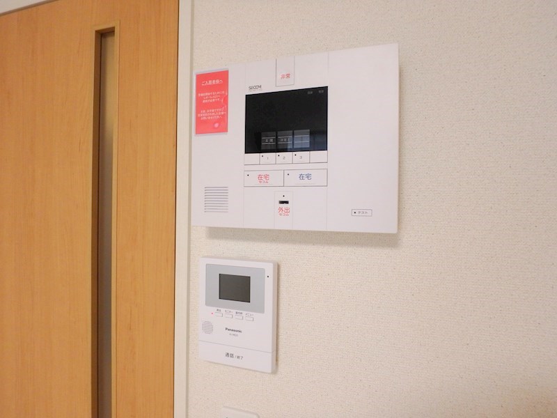 大田中央 SECOMホームセキュリティ対応！モニター付きインターホンも設置されています