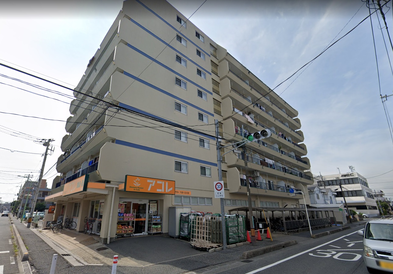 ケルスランド ｱｺﾚ上青木西店