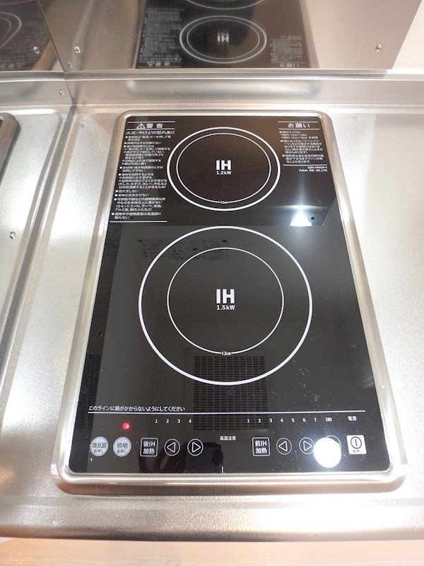 オリーブハウス　ネオ ＩＨ２口コンロが設置済み