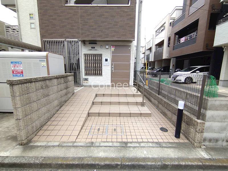 ル　メルシェ エントランス
