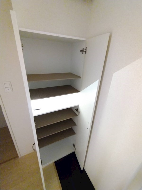 リベーラ シューズボックス