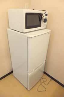 マローネ【告知事項部屋有　103】物件名非掲載 電子レンジ・冷蔵庫設置済み
