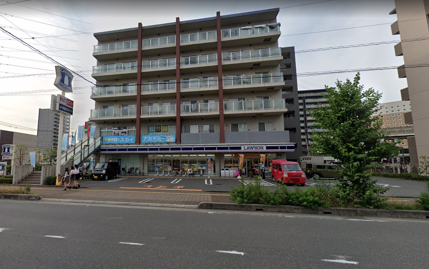 ルミエール蕨 ﾛｰｿﾝ 北戸田駅西口店