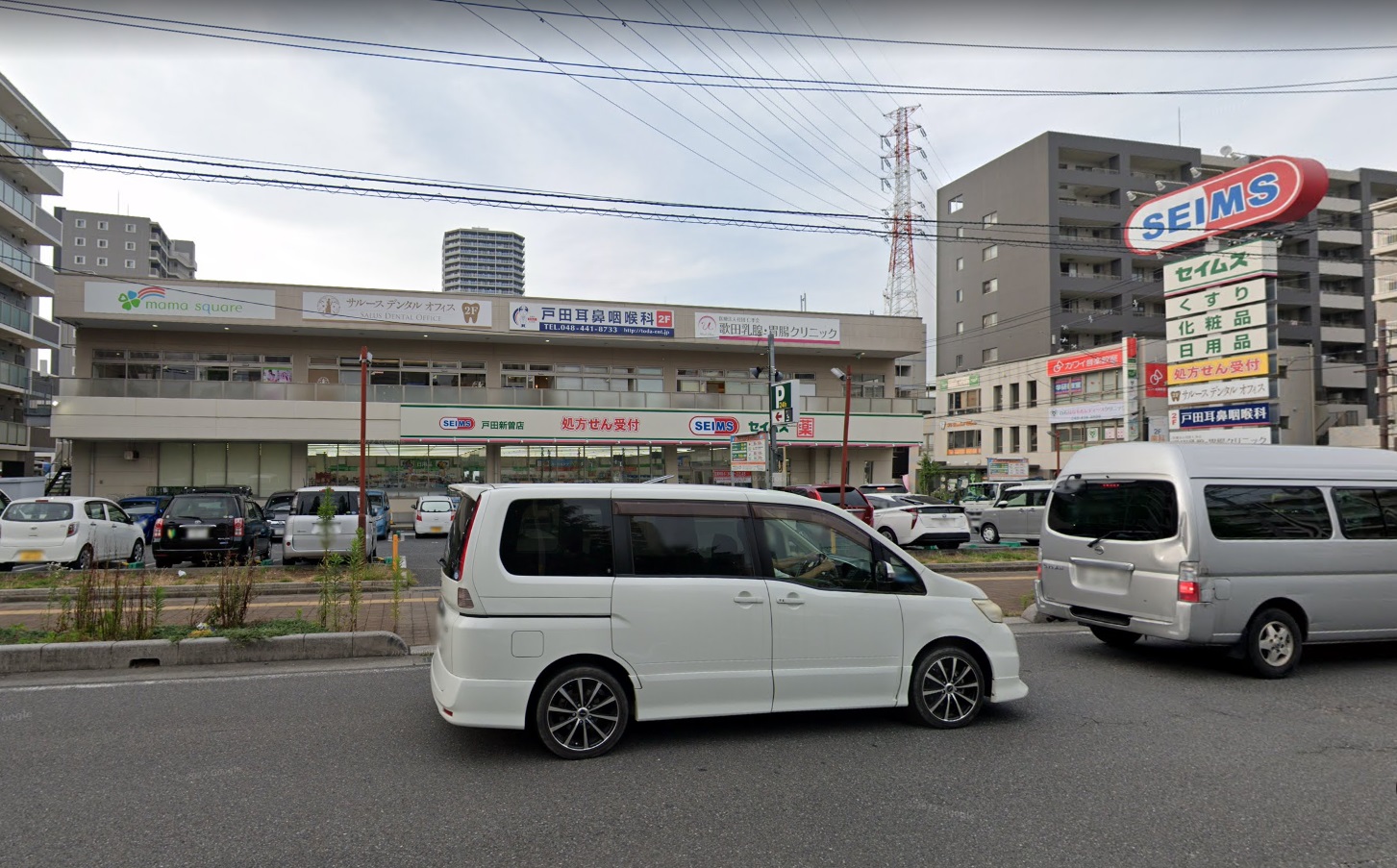 ルミエール蕨 ﾄﾞﾗｯｸﾞｾｲﾑｽ戸田新曽店