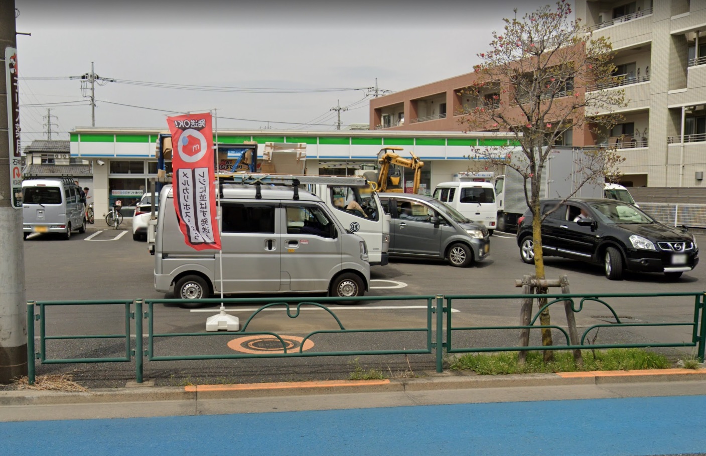クオラ ﾌｧﾐﾘｰﾏｰﾄ 石神井台七丁目店