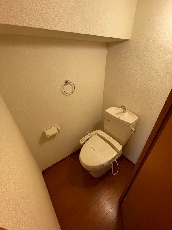 リブラⅡ 【告知事項部屋あり　101】 温水洗浄便座
