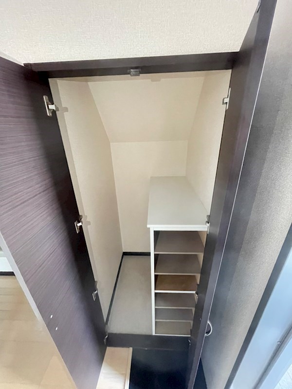 ウインド 収納