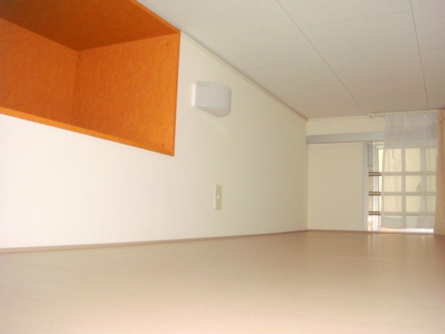 エルデン【告知事項部屋あり　107】 ロフト付きのお部屋です