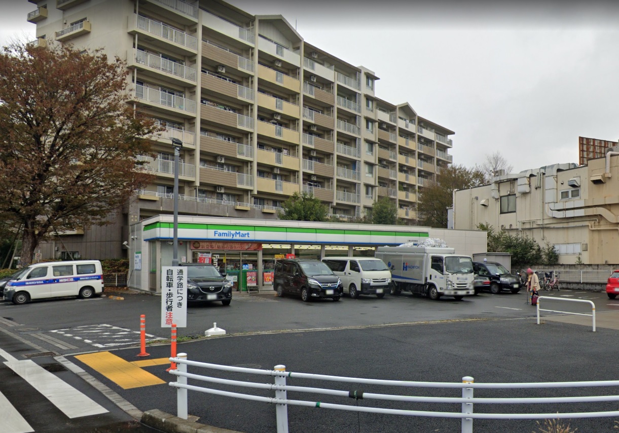 エルデン【告知事項部屋あり　107】 ﾌｧﾐﾘｰﾏｰﾄ 三鷹台団地南店