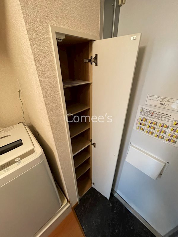 エスペランサＣ 玄関にはシューズボックスが設置済み