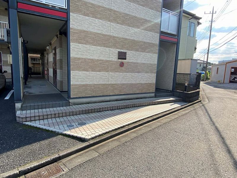 リュビ エントランス
