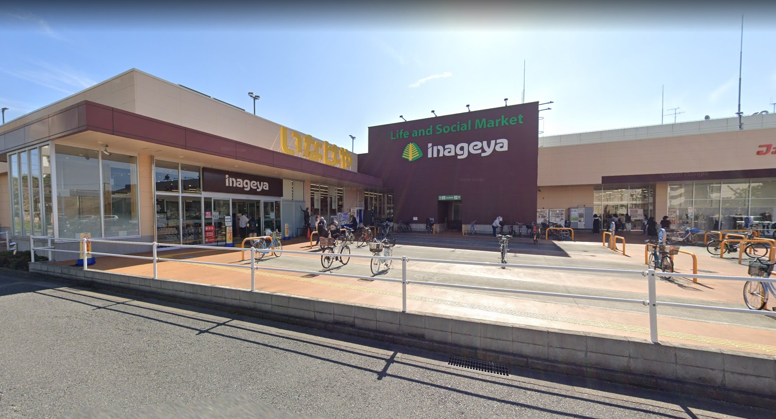 カメリア いなげや 川崎登戸店