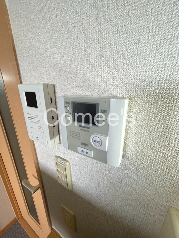 カーサ　ウィステリア   モニター付きインターホン