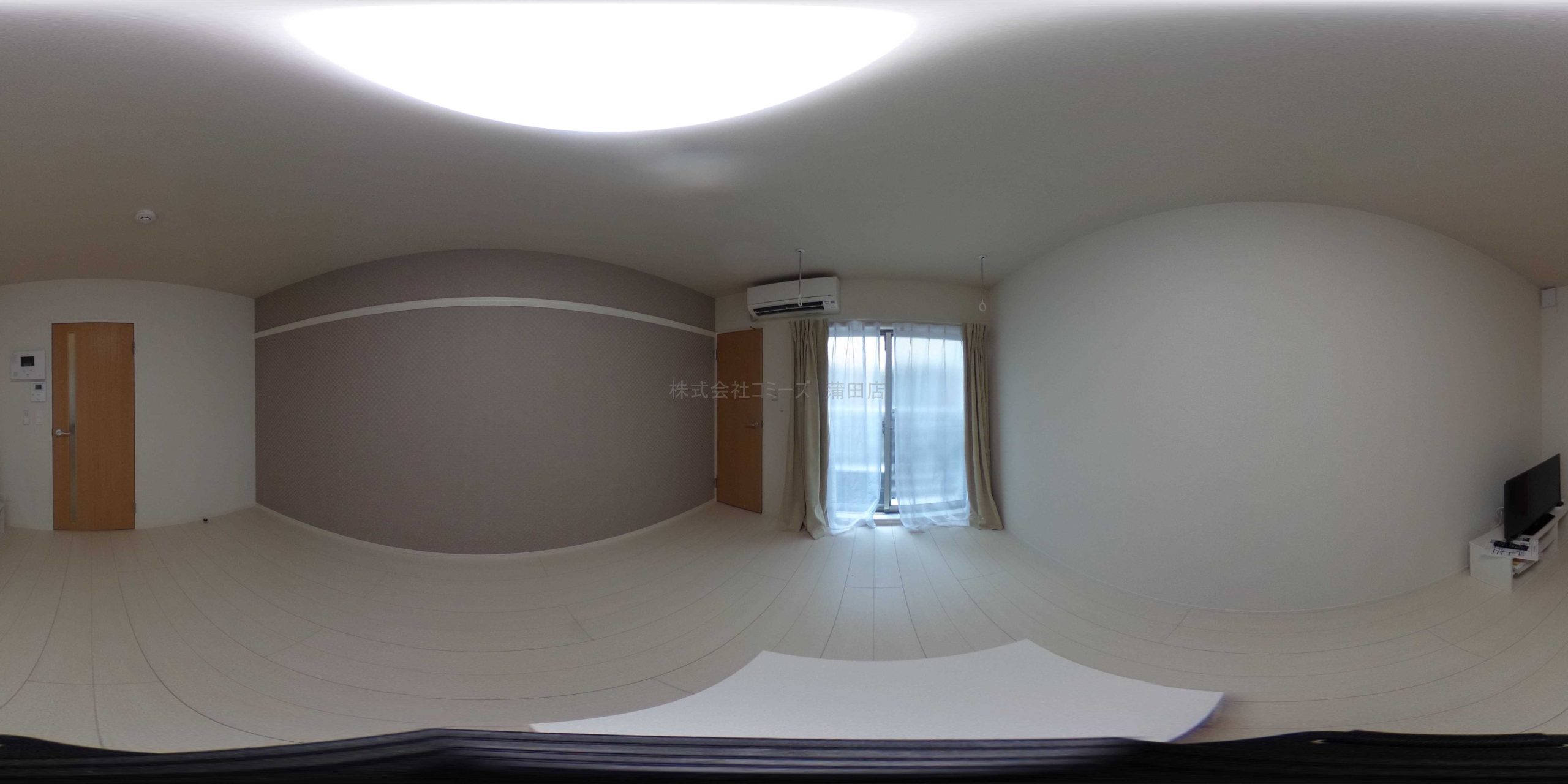 建具の色違いの同タイプです。
