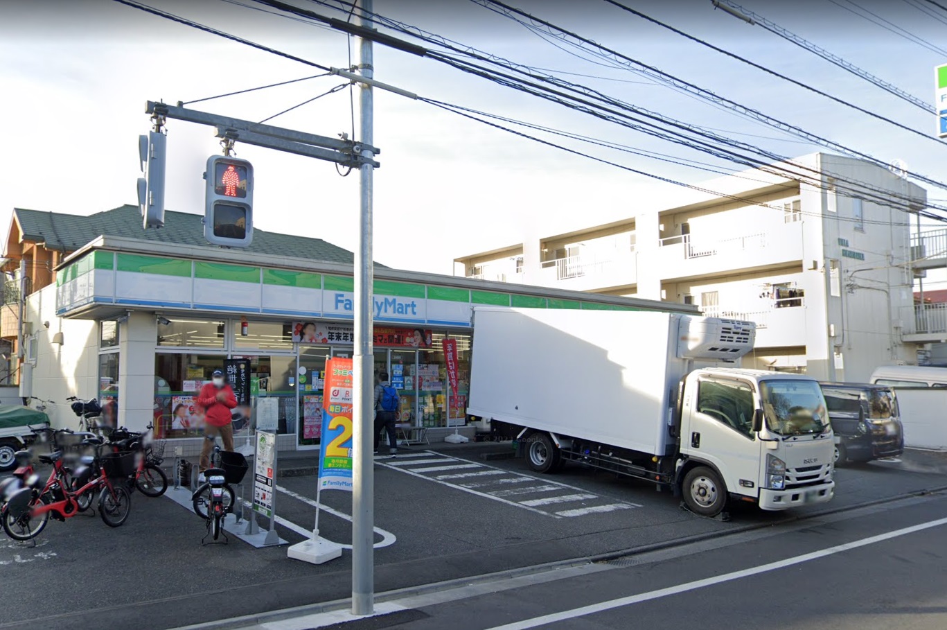 カーサ　ウィステリア   ﾌｧﾐﾘｰﾏｰﾄ 高松六丁目店