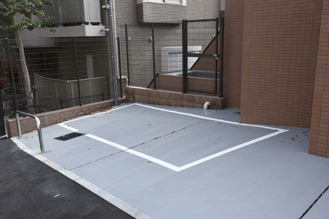 アクサス大森山王 駐車場