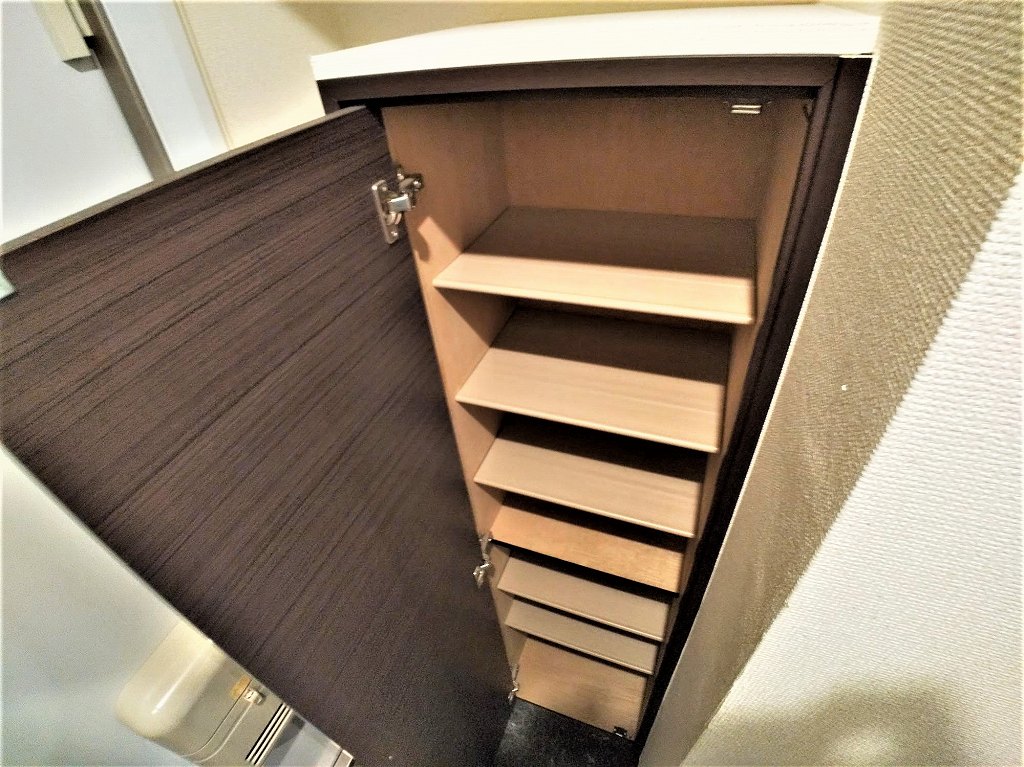 クレイノホクレレ　エルア シューズボックス