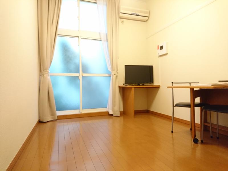 レオパレスゆげた 備品は部屋毎に異なります。１Ｆのみフローリング。