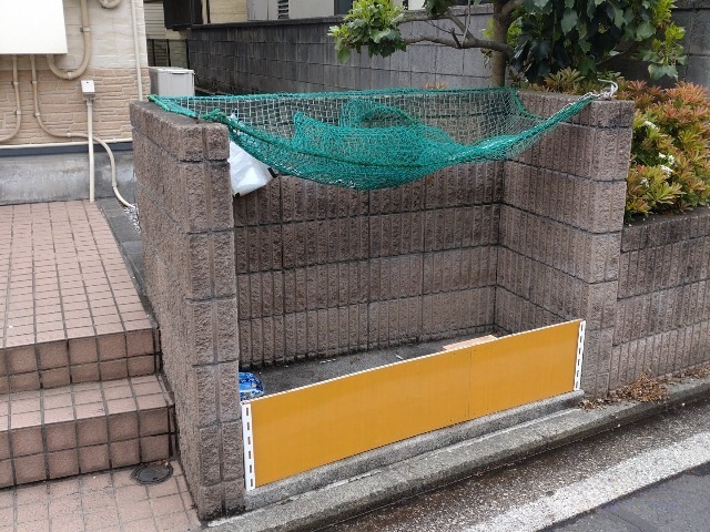 レオパレス鶴見三ツ池公園 ゴミ置場