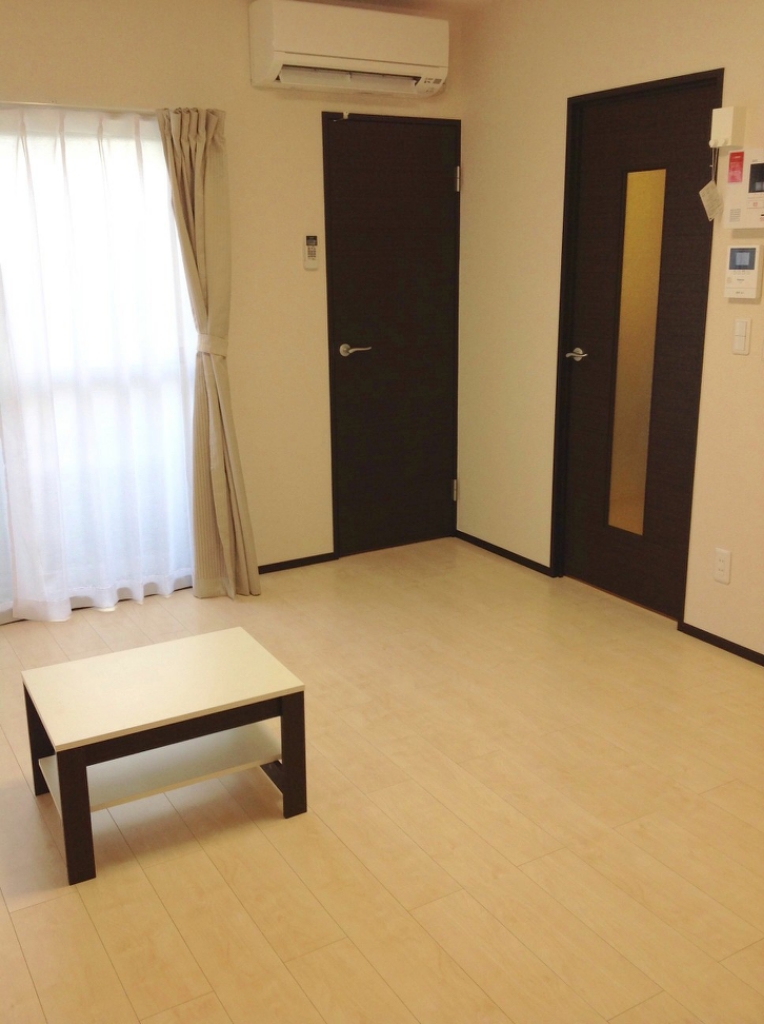 クレイノルーエ泉 リビング