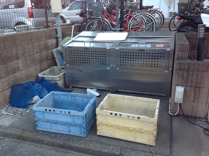 レオパレスクレエ ごみ置き場