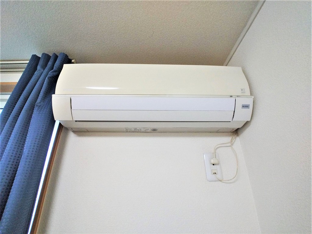 レオパレスダンディライオン エアコン