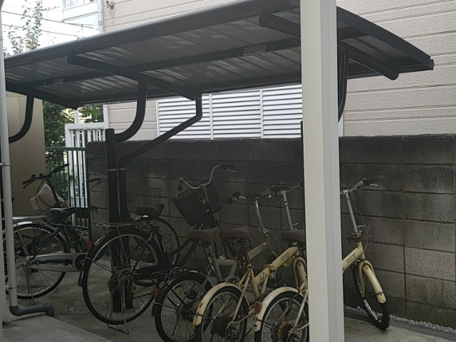 レオネクストパークサイド 駐輪場