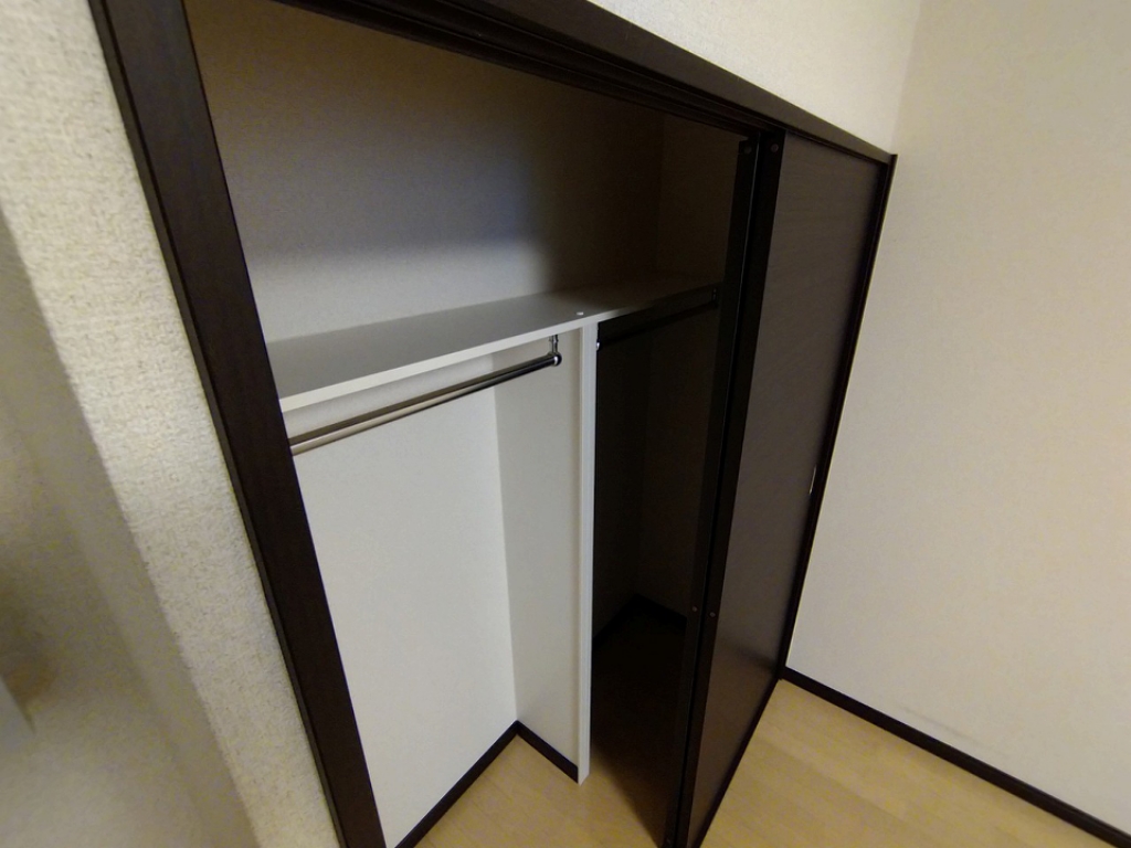 レオパレス野川 ウォークインクローゼット