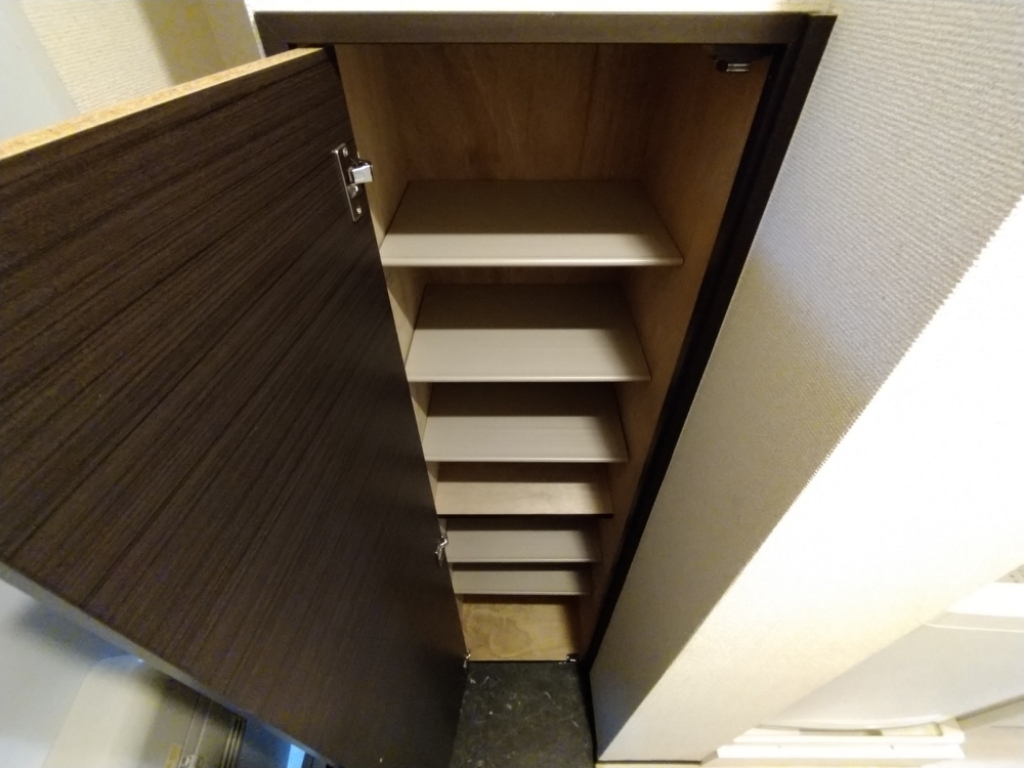 クレイノリフル川崎 シューズボックス