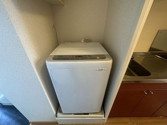 レオパレスエクセルハイムⅡ 洗濯機です。