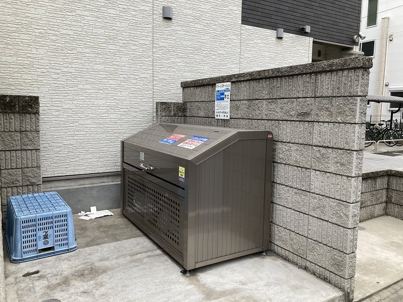 クレイノプレミール蕨 ゴミ置き場