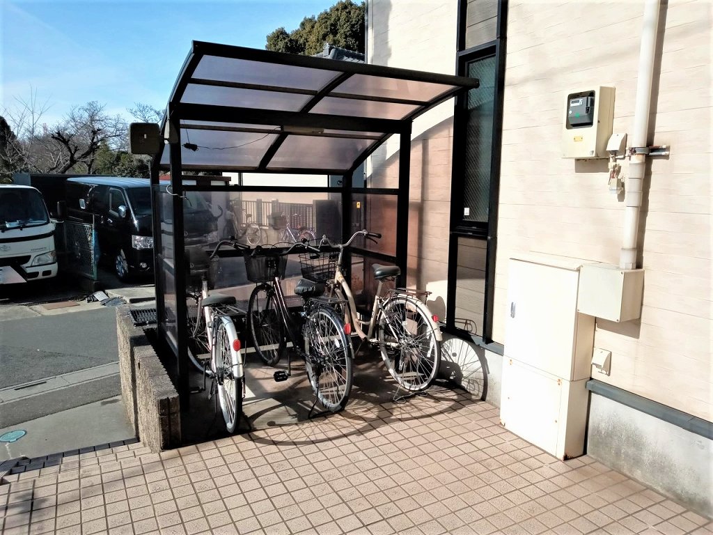 レオパレスガーデン 自転車置き場