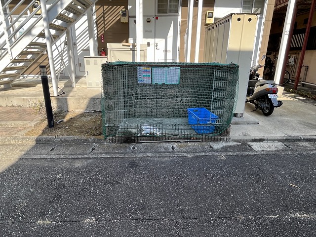 レオパレスカンパネラ ゴミ置場