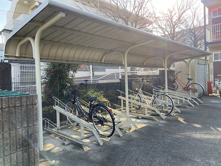 レオパレスキンモクセイ 駐輪場