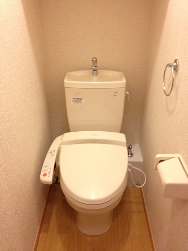 レオパレスブランドール　Ｈ バス・トイレ別のセパレートタイプ