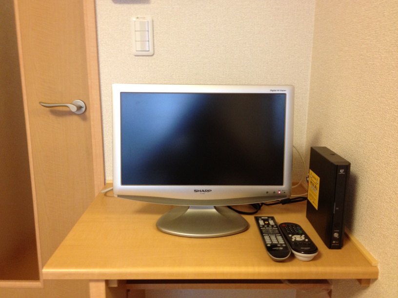 レオパレスブランドール　Ｈ 液晶TVでLEONETを楽しもう
