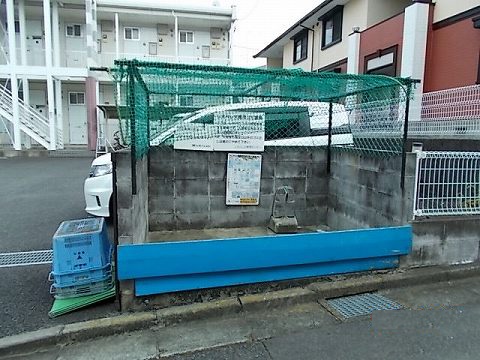 レオパレスカメリア ゴミ捨て場
