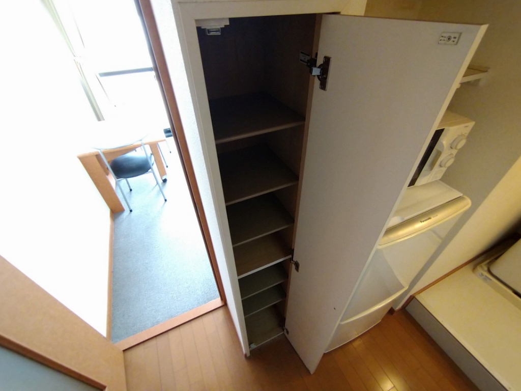 レオパレスＥＣＨＯ シューズボックス