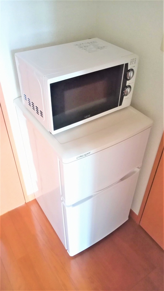レオパレスボヌール 冷蔵庫、電子レンジ完備。