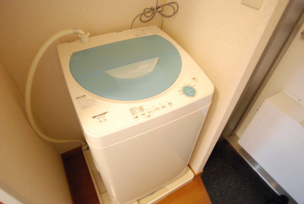 レオパレスエスペランサＣ 洗濯機