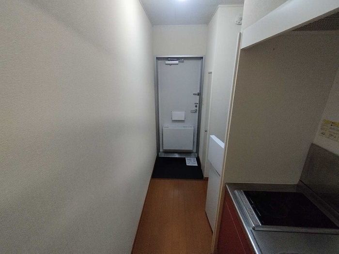 レオパレスシャンテＡ 玄関