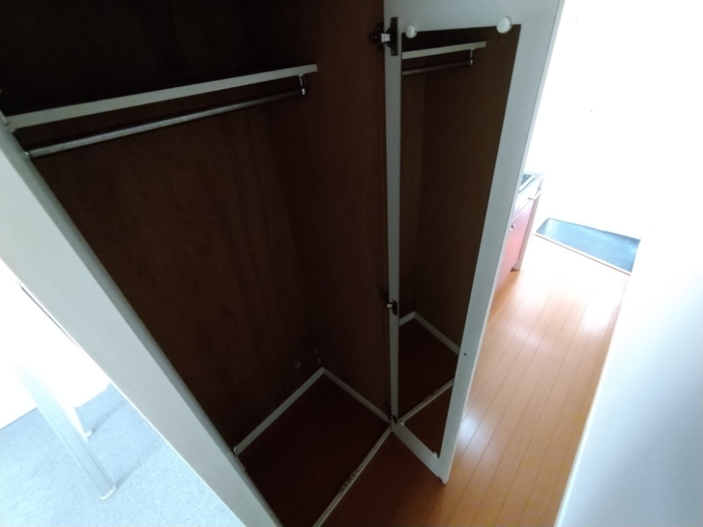 レオパレスＹ・Ｈ 姿見付き