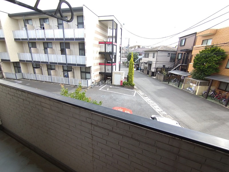 レオパレスＰＬＡＣＥ　ＩＮ　ＴＨＥ　ＳＵＮ 2階から見た景観です。