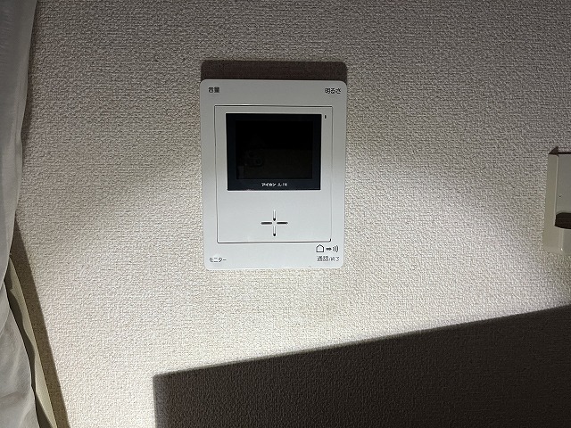 レオパレス英 モニターホン設置
