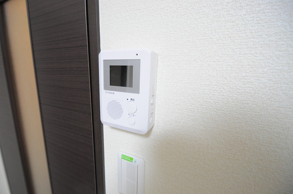 レオネクスト川端Ⅲ モニター付きインターフォン完備(現状優先)