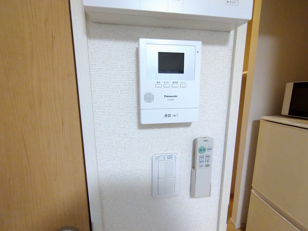 クレイノフェルス モニターホン