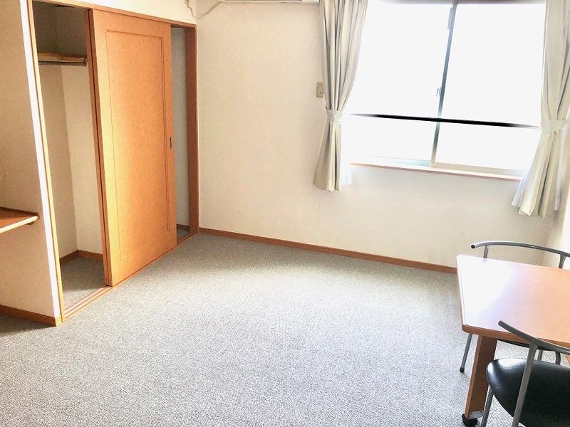レオパレスグランドゥールⅡ リビング